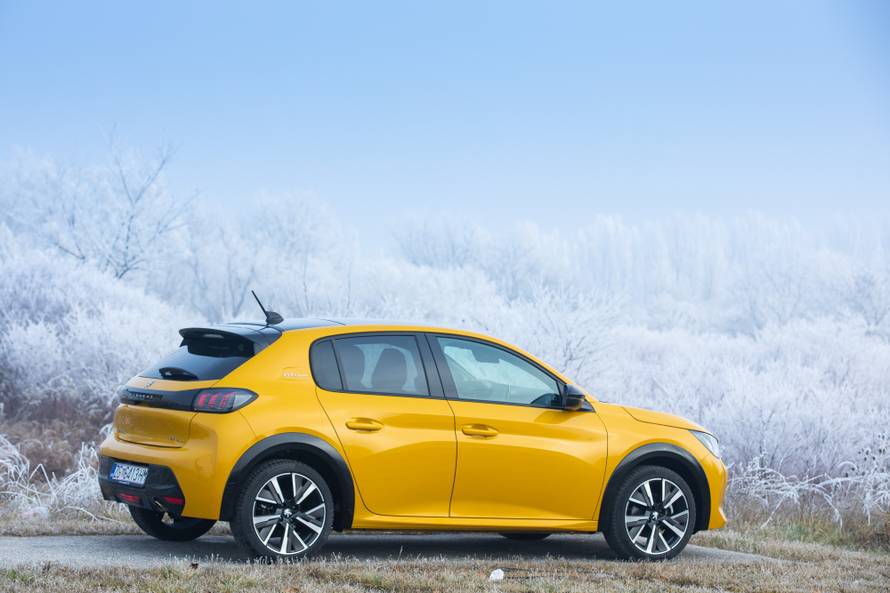Peugeot 208 pravi je magnet za poglede: Najveći hit u klasi