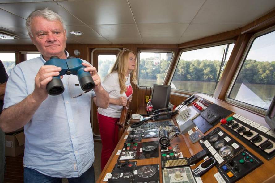 Volio je biti uz rijeku Savu gdje je pecao i 'lutao' još kao dječak