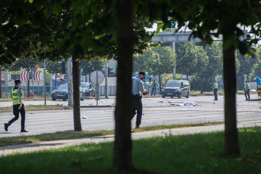 Zagreb: U prometnoj nesreći motora i bicikla stradale dvije osobe