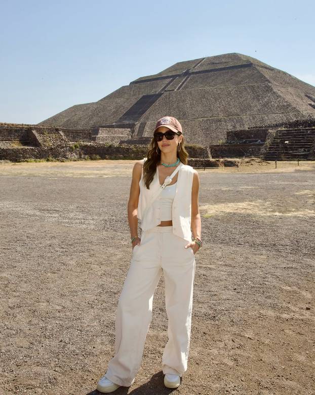 Najbolje tijelo Hollywooda: Jessica Alba kao da ne stari!