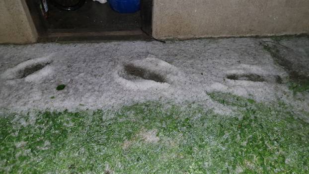 GALERIJA Pljuskovi u Dalmaciji, jaka tuča poharala Slavoniju. U utorak stiže novi val nevremena