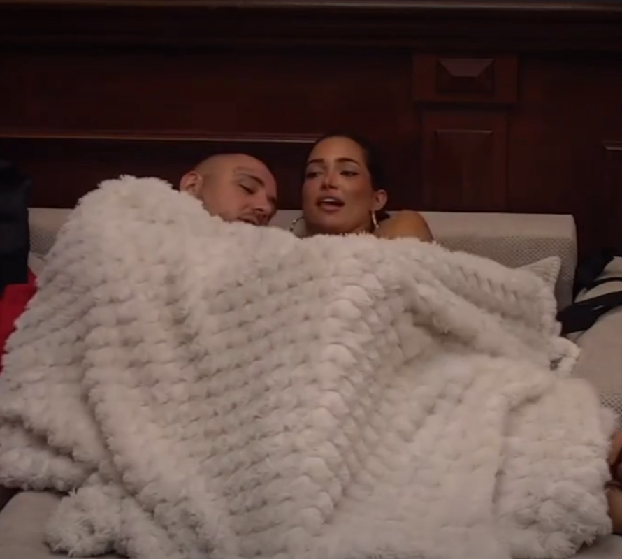 Laura Prgomet i Filip Car pod plahtama u 'Eliti' vodili ljubav!