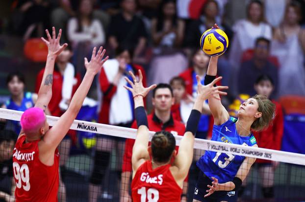 Women's World Championships - Semi Final - Japan v Turkey