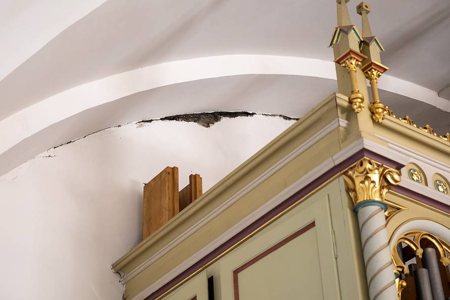 Stanovnici Strašnika: Bilo je baš grozno, sve se rušilo, ali svi ćemo noćas spavati u svojoj kući