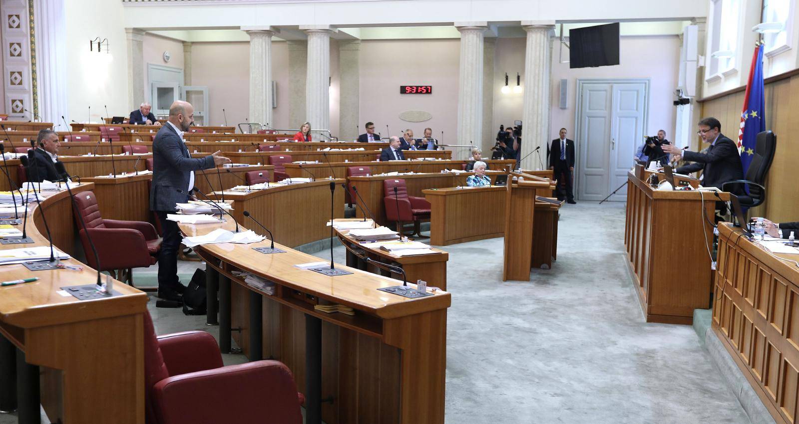 Zagreb: Sabor o prijedlogu zakona o nacionalnoj naknadi za starije osobe