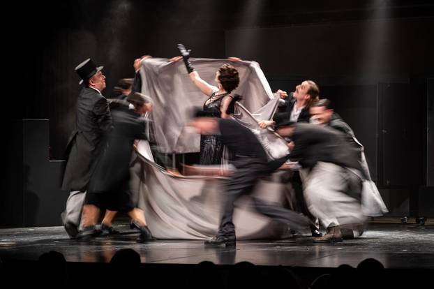 Zagreb: Premijera predstave "Juha braće Marx"