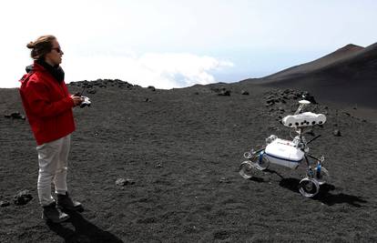 Etnu pretvorili u Mjesec: Novi rover dokazuje se na vulkanu