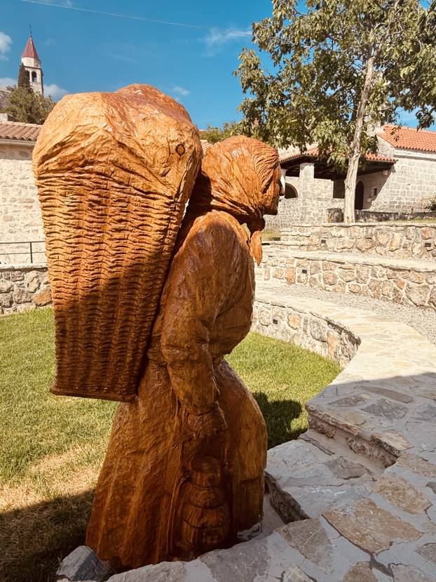 FOTO Kaštelet kod Opatije iz snova: Obnovili smo ga kako bismo očuvali obiteljske tajne