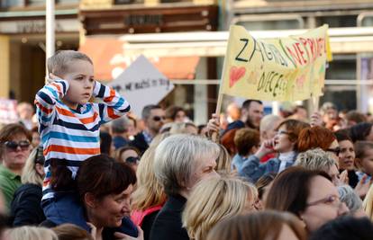 Teta u vrtiću: Grad je naredio da štedimo na hrani za djecu