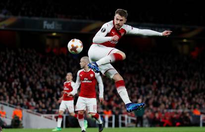 Pa on se igra nogometa! Aaron Ramsey zabio eurogol Rusima