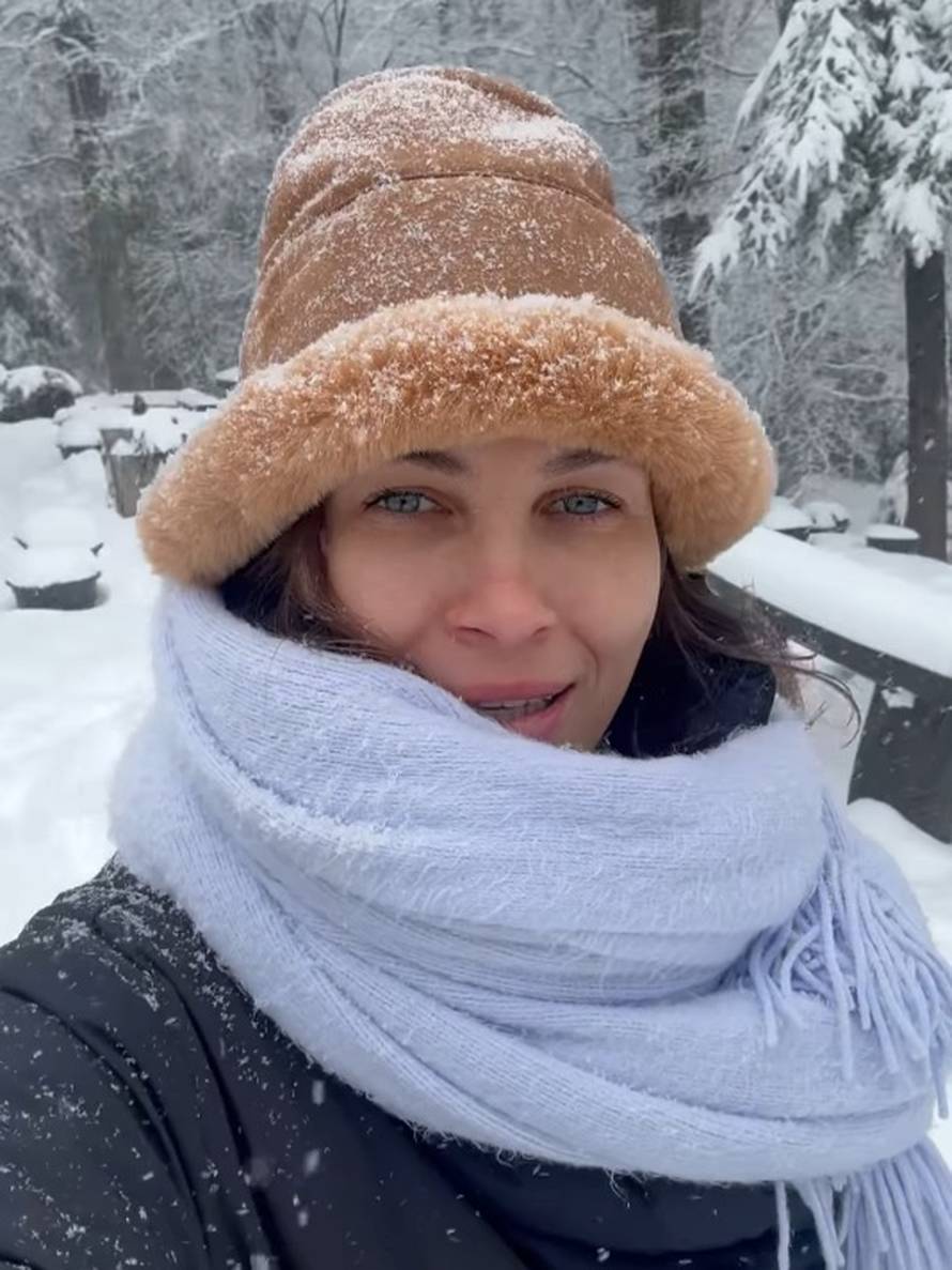 Sve naopačke, pa i Maja Šuput: Mi u kaputima, oni u badiću