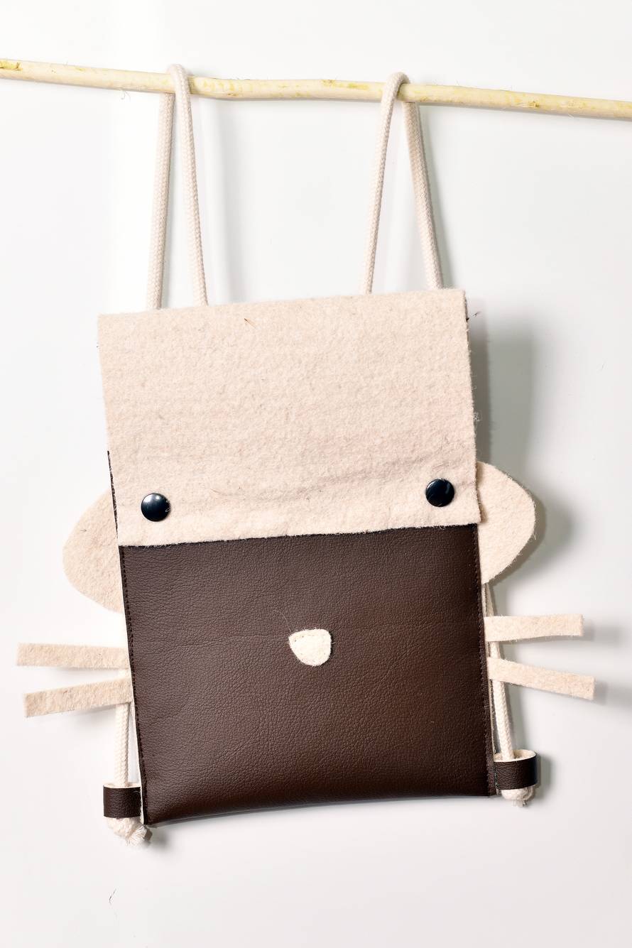 Ivana šiva samo s prirodnim materijalima: Radim haljinice od koprive, torbe od ananasa...