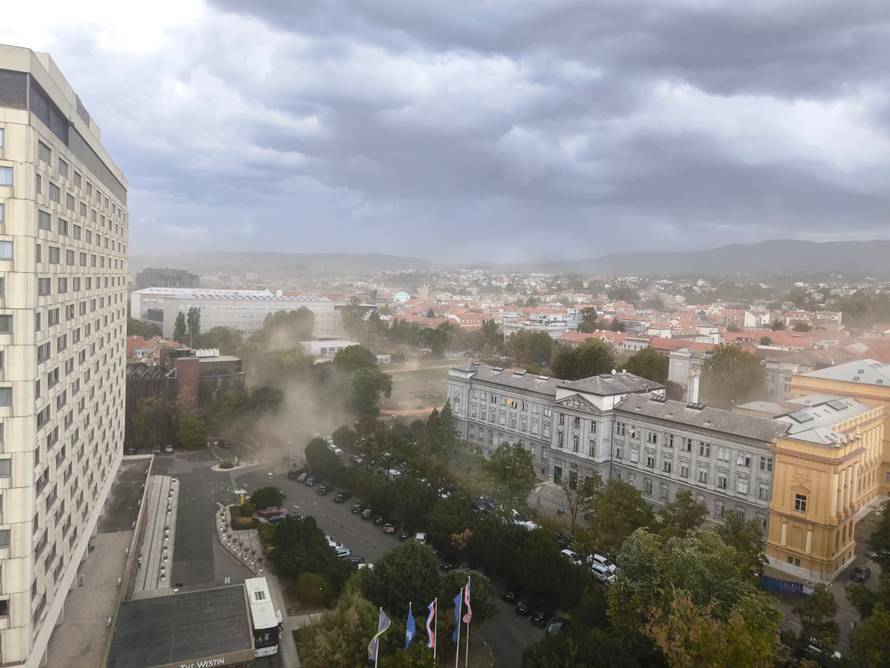Olujni vjetar otpuhao je krov sa staračkog doma u Gornjoj Bistri!