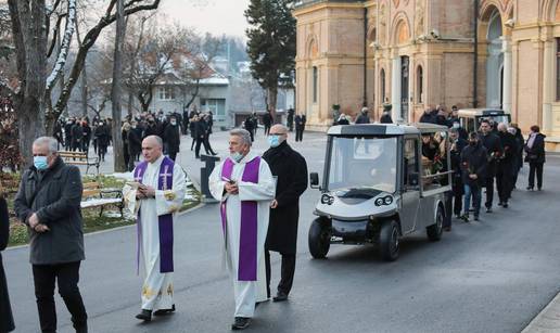 Obitelj, prijatelji  i suradnici ispratili su Marina Pucara