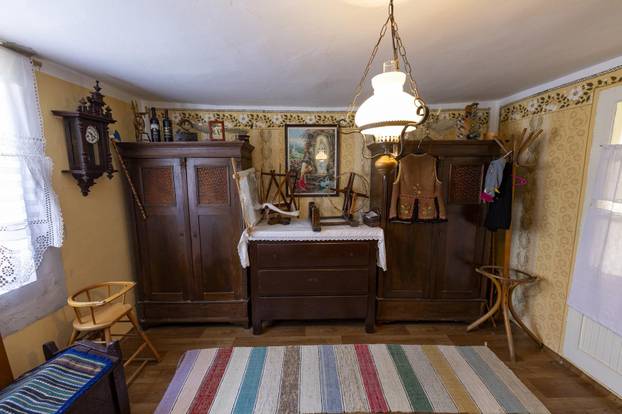 Komletinci: Obitelj Čelebić njeguje stare slavonske običaje