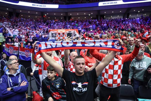 Navijači na utakmici između Islanda i Hrvatske u borbi za treće mjesto EHF Europskog prvenstva