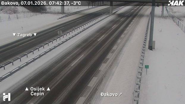 FOTO Autoceste diljem Hrvatske zametene snijegom, pogledajte