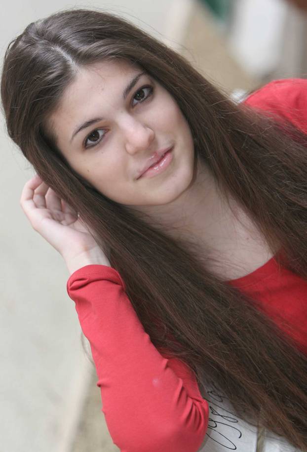 ARHIVA - Zagreb: Pjevačica Tina Vukov