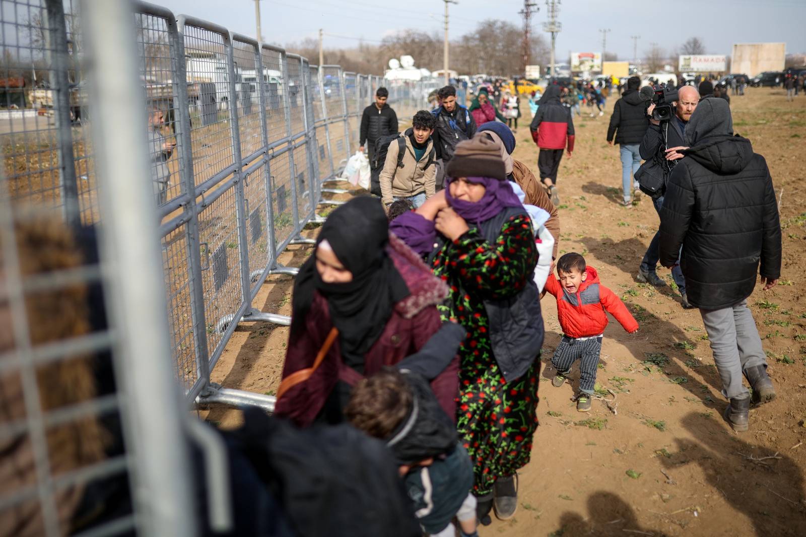 Migranti na graničnom prijelazu Pazarkule između Turske i Grčke