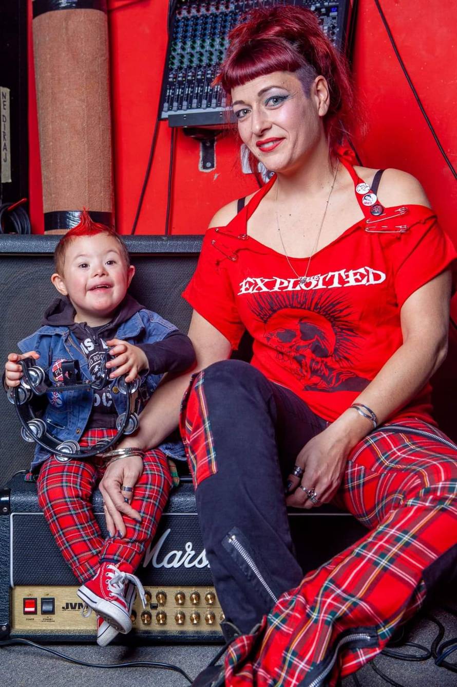 Laura i Kristijan fotkali su se s pankerima: 'Mi nismo drugačiji'