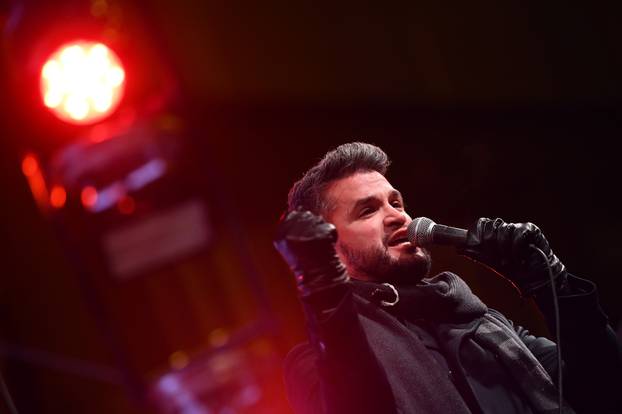 Zagreb: Koncert Želim život, zaklade Ana Rukavina na glavnom gradskom trgu