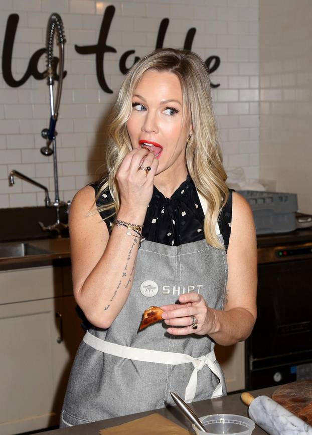 Jennie Garth Holiday Cooking Class - New York City
