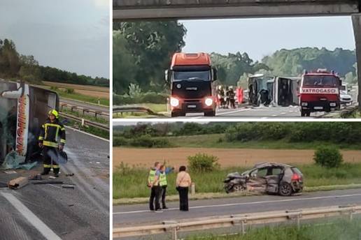 Dvoje mrtvih u užasu na A3 kod Popovače. Ozlijeđene prevezli u više bolnica.  Promet i dalje stoji