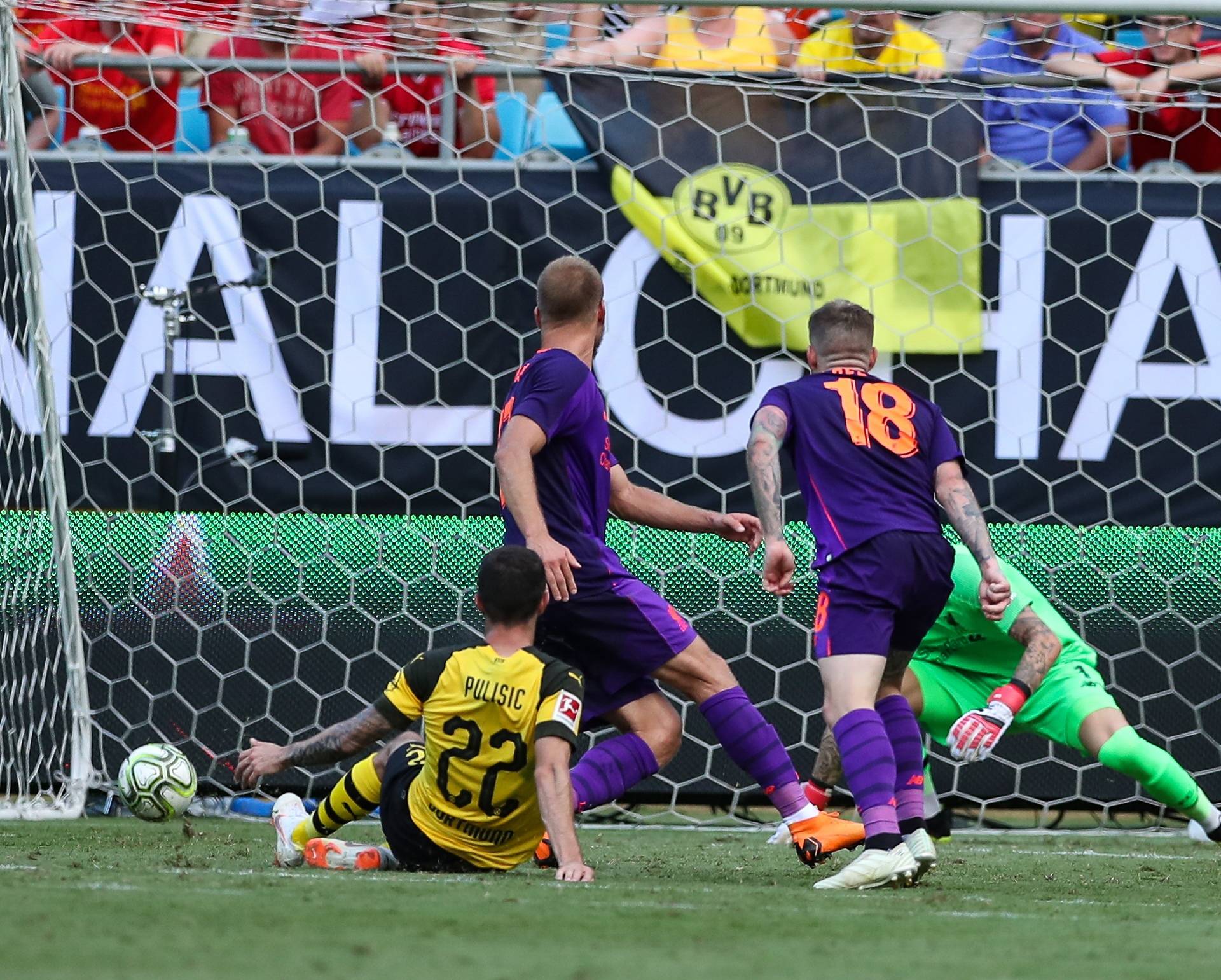 Soccer: International Champions Cup-Liverpool FC at Borussia Dortmund