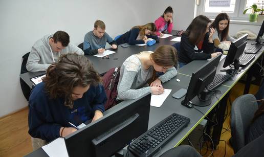 SVAKA ČAST! Međimurci rasturili državnu maturu, najslabije su ispite riješili učenici iz Like...
