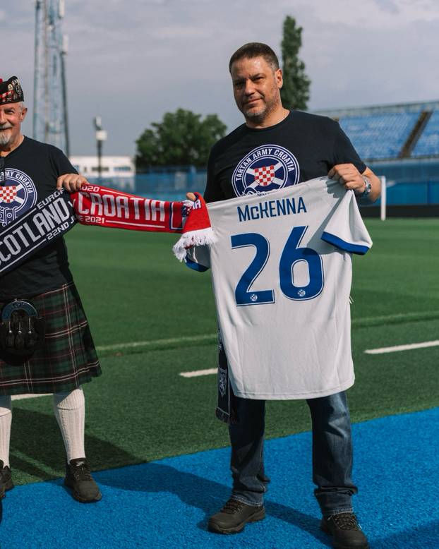 FOTO Dinamov stoper postao član Udruge Hrvatsko-škotskog prijateljstva! Evo što su napisali