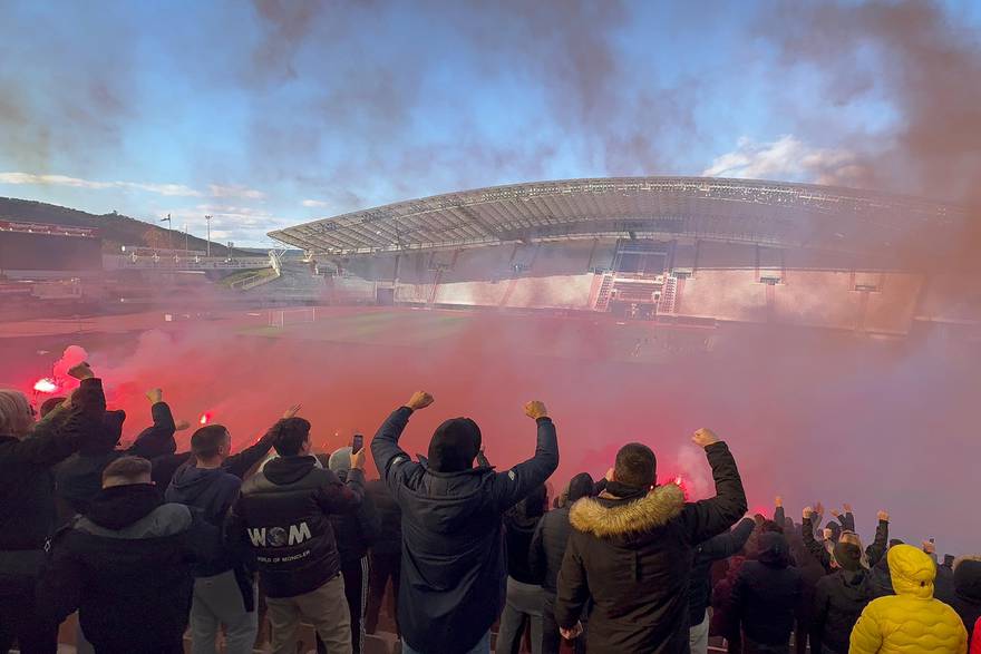 Torcida na zadnjem treningu prije derbija s Dinamom