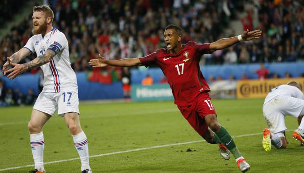 Portugal v Iceland - EURO 2016 - Group F