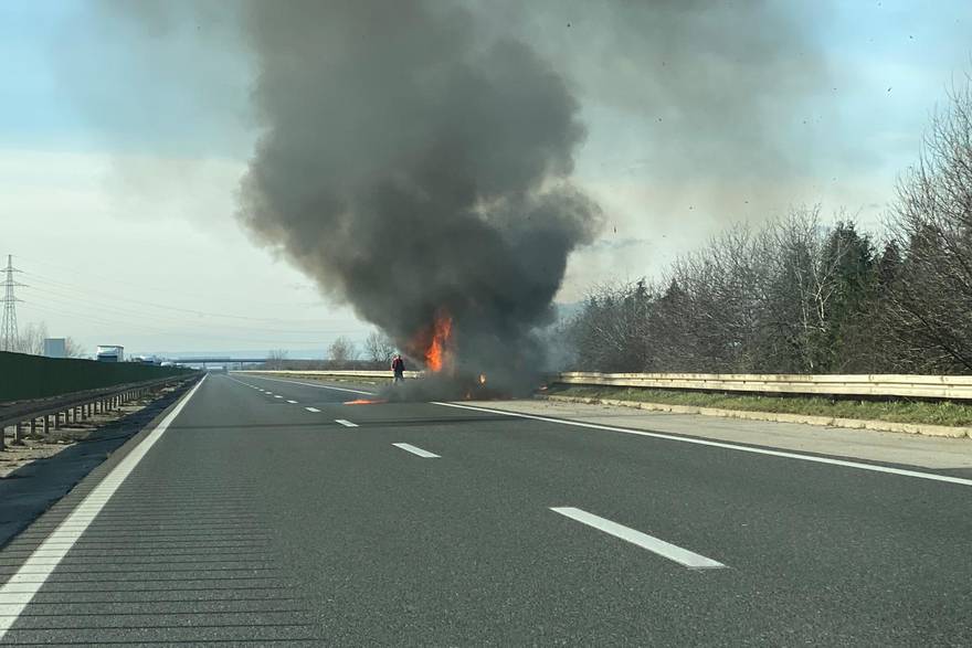 Požar na autocesti