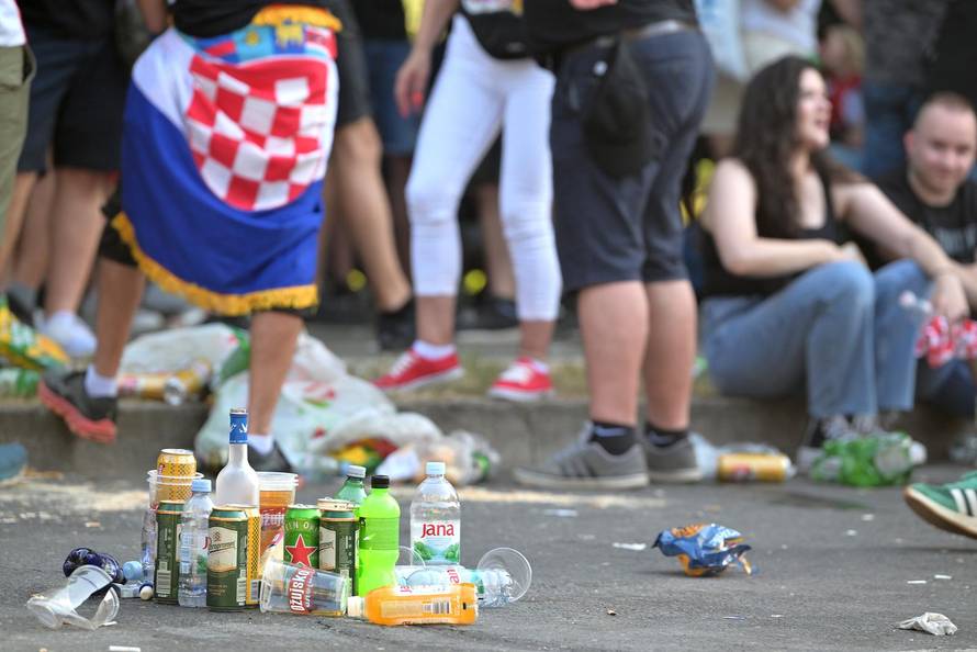 Zagreb: Fun zona na Bundeku već je puna smeća