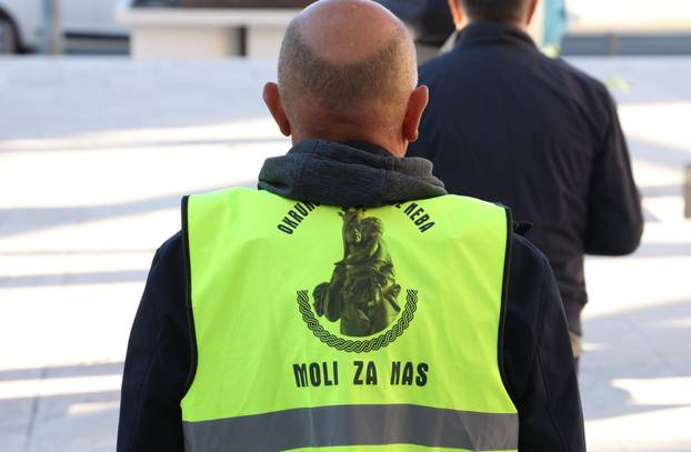 Šibenik: Molitelji na gradskim trgovima prve subote u mjesecu