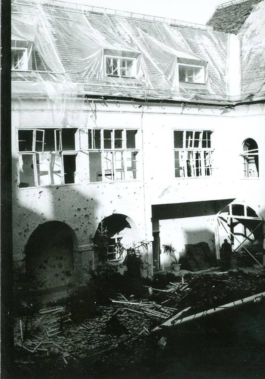 Minute prije napada na Banske dvore: Tuđman je završio ručak  u uredu, pokušali su ga ubiti