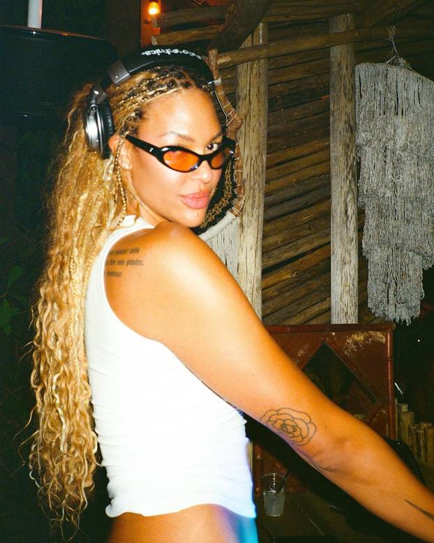 'Više bih zaradila u tjedan dana na platformi za odrasle nego u karijeri u košarci'. Seks obožava