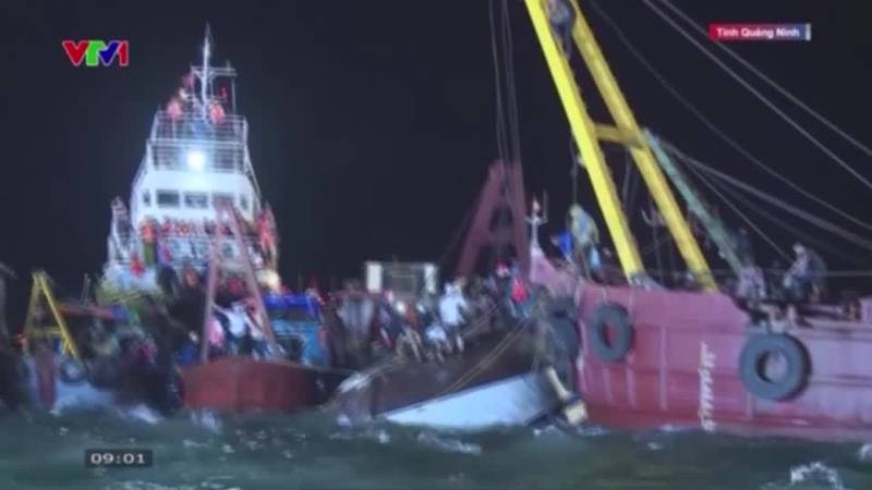 Turistični brod potonil ob obali Vietnama, umrlo najmanj 38 ljudi