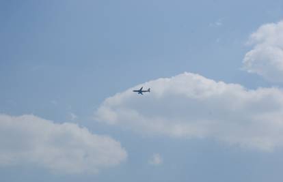Avion iznad Zagreba je letio nisko jer pilot uči voziti Airbus