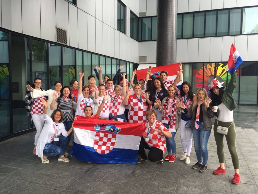 'Crven-bijeli' trg u Moskvi: Za Hrvate navijao i Steven Seagal