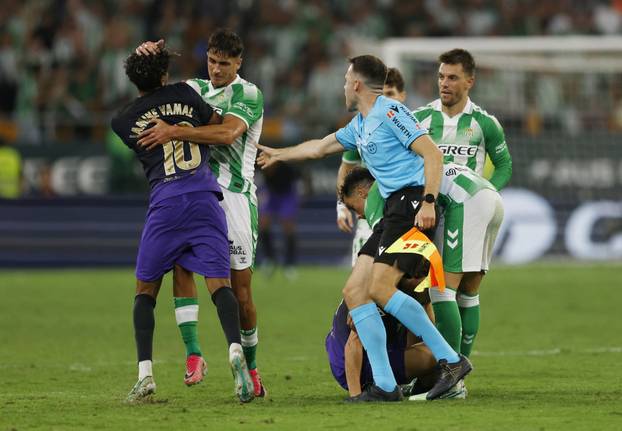 LaLiga - Real Betis v FC Barcelona