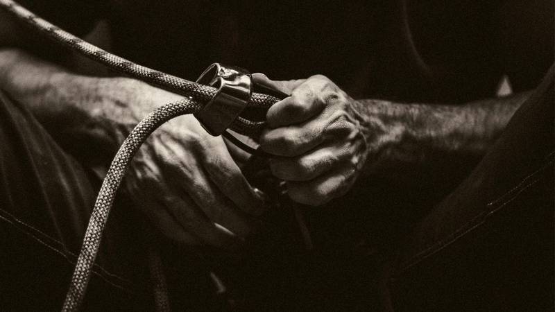 Muškarac koji je držao roba u štali raspačavao je kritvorene novčanice, evo što su kupovali