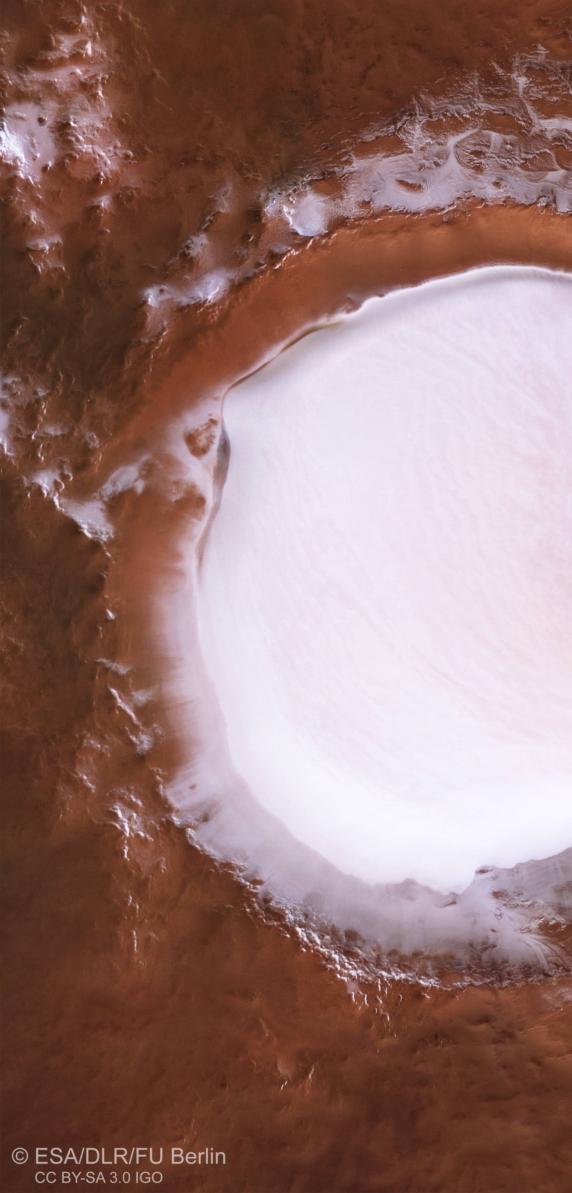 'Bijeli Božić' na Marsu: Snimili ogroman krater okovan ledom