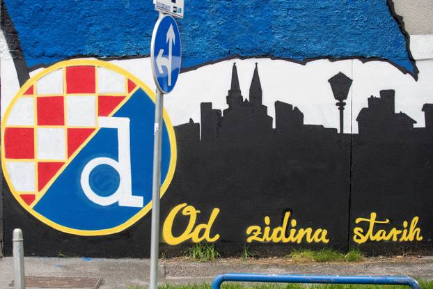 Murali i grafiti Bad Blue Boysa posvećeni Dinamu