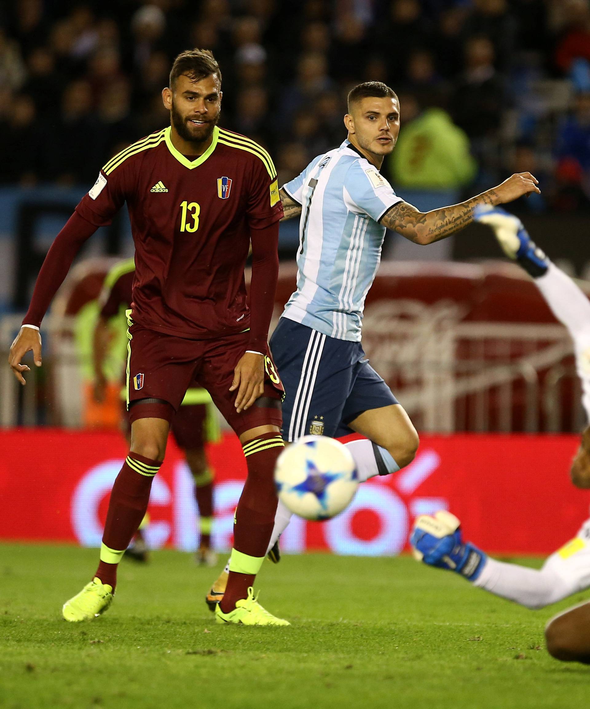 Soccer Football - 2018 World Cup Qualifiers - Argentina v Venezuela - Monumental stadium, Buenos Aires, Argentina