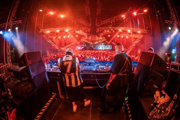 Split - Treca Vecer Ultra Festivala. DJ  Adam Beyer & Mau P