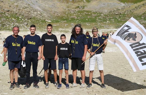 ARHIVA: Utakmica na dnu isušenog Modrog jezera koje danas doseže rekordan vodostaj