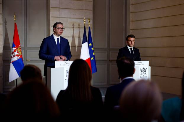 French President Macron meets Serbian President Vucic in Paris