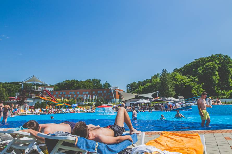 Zabava na bazenima može početi u Termama Sveti Martin