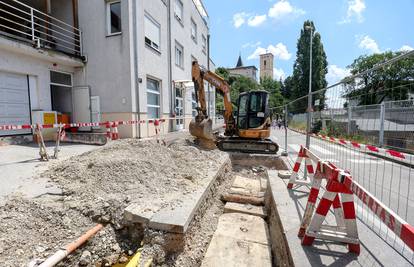 Stanari u Zagrebu bez hladne vode. HEP: 'Sumnjamo na prodor  vode u kanal parovoda'
